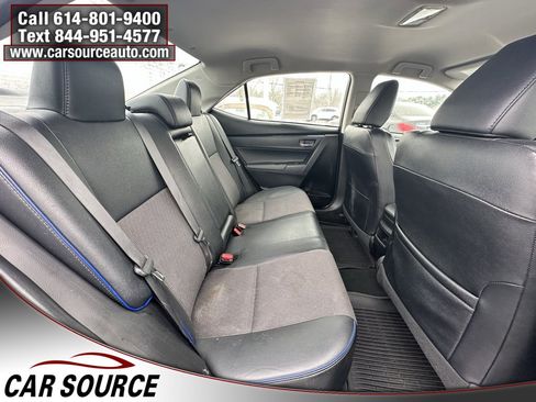 Used 2018 Toyota Corolla SE image 17