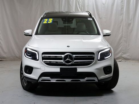 Used 2023 Mercedes-Benz GLB 250 4MATIC image 5