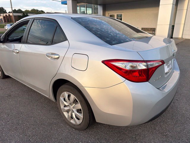 Used 2014 Toyota Corolla LE FWD image 25