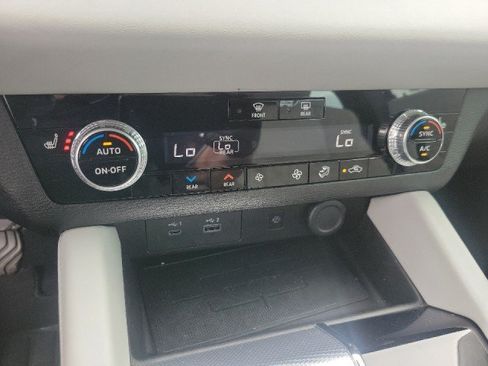 Used 2022 Mitsubishi Outlander SEL FWD image 10