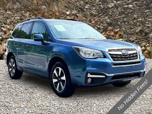 Used 2018 Subaru Forester 2.5i Limited AWD/4WD image 9