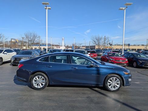 Used 2020 Chevrolet Malibu LT image 12