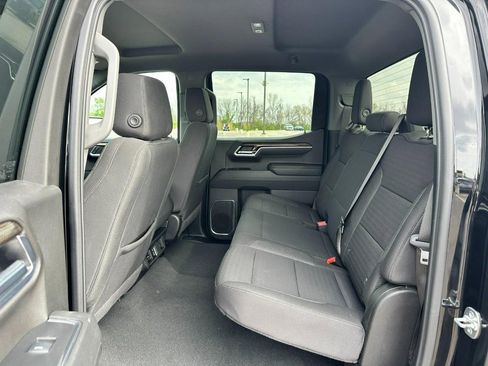 Used 2025 Chevrolet Silverado 1500 LT image 10