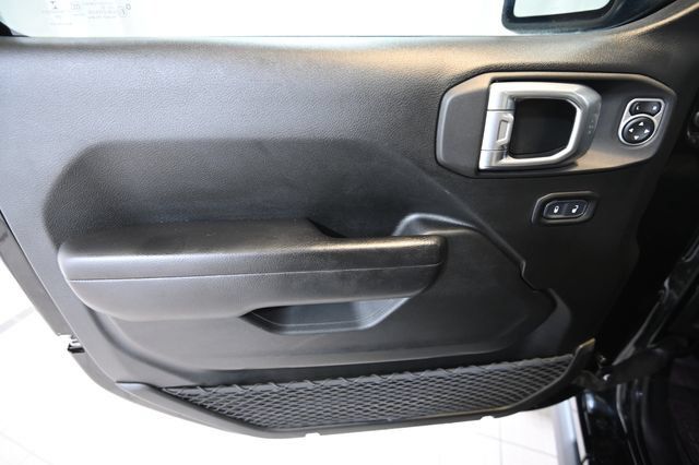 Used 2021 Jeep Wrangler Unlimited Sport AWD/4WD image 25