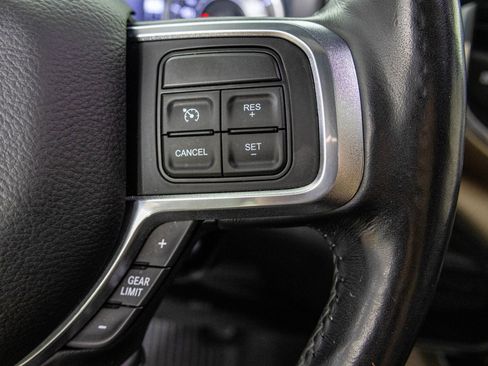 Used 2019 RAM 2500 Laramie AWD/4WD image 34
