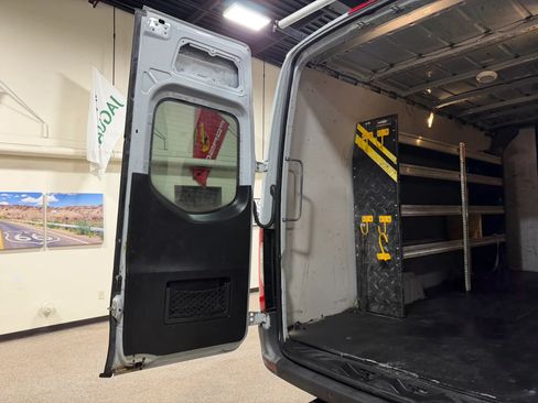 Used 2022 Mercedes-Benz Sprinter 2500 image 22
