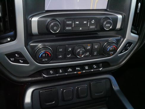 Used 2015 GMC Sierra 1500 SLT w/ SLT Crew Cab Value Package image 23