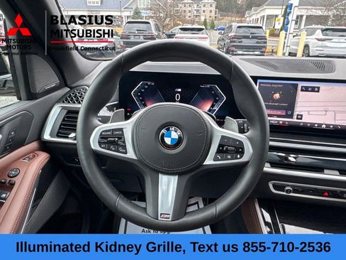 Used 2025 BMW X5 xDrive40i w/ M Sport Package image 29