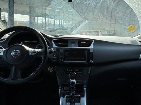Used 2019 Nissan Sentra SR image 16