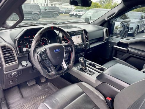 Used 2019 Ford F150 Raptor w/ Equipment Group 801A Mid image 13