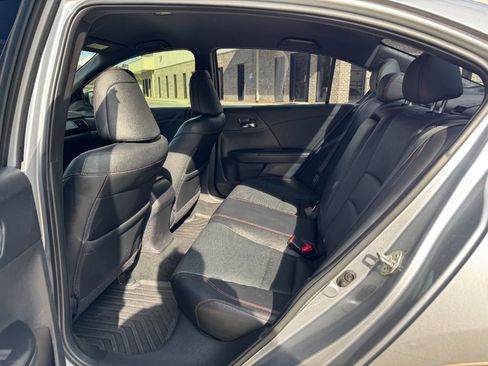 Used 2017 Honda Accord Sport Special Edition image 12