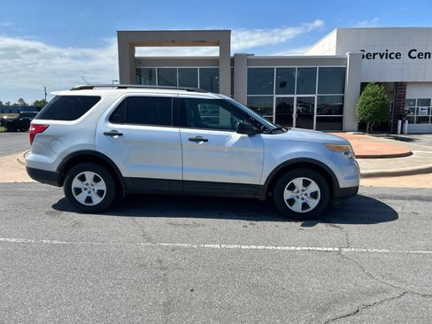 Used 2014 Ford Explorer FWD image 4