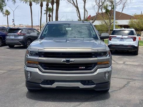 Used 2017 Chevrolet Silverado 1500 LT w/ All Star Edition AWD/4WD image 3