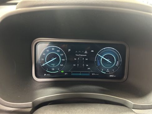 Used 2023 Hyundai Kona Limited w/ Cargo Package image 30