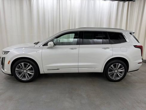 Used 2024 Cadillac XT6 Premium Luxury AWD/4WD image 3