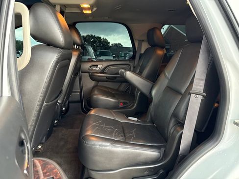 Used 2014 GMC Yukon Denali AWD/4WD image 48