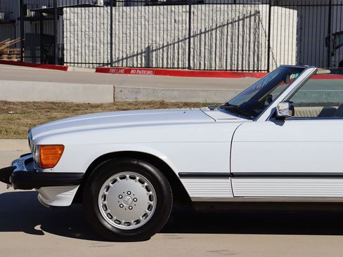 Used 1988 Mercedes-Benz 560 SL image 47
