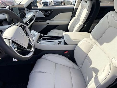 New 2026 Lincoln Aviator Reserve image 24