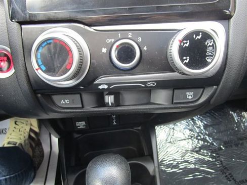 Used 2018 Honda Fit EX image 25