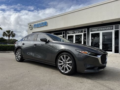 Used 2021 MAZDA MAZDA3 s image 23