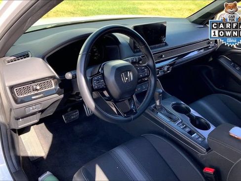 Used 2025 Honda Civic Sport image 14