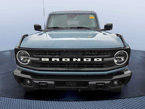 Used 2023 Ford Bronco Black Diamond AWD/4WD image 2