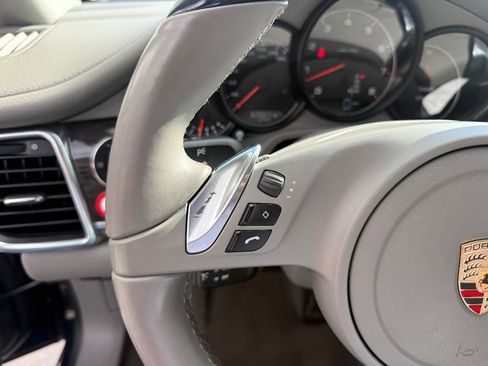 Used 2012 Porsche Panamera 4 image 19