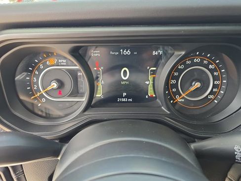 Certified 2025 Jeep Wrangler Unlimited Rubicon image 26