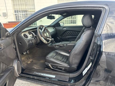 Used 2012 Ford Mustang Premium image 9