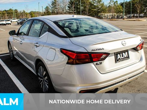 Used 2024 Nissan Altima 2.5 SV image 4
