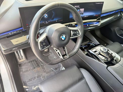 Used 2024 BMW 540i xDrive w/ Executive Package AWD/4WD image 4