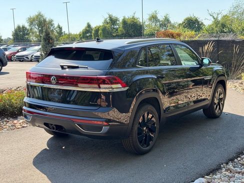 New 2026 Volkswagen Atlas Cross Sport SE AWD/4WD image 5