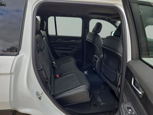New 2025 Jeep Grand Cherokee Altitude RWD image 27