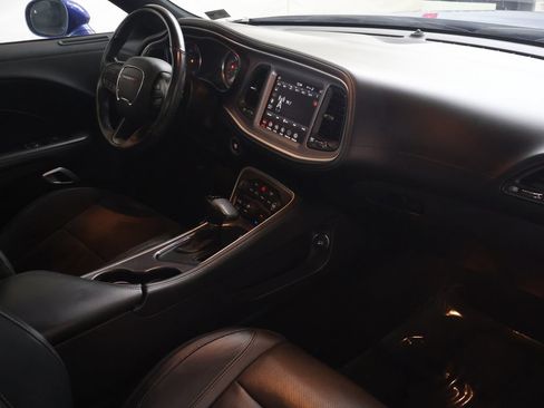 Used 2022 Dodge Challenger GT w/ Plus Package RWD image 10