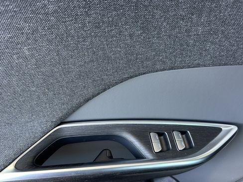 Used 2024 Lucid Air Touring AWD/4WD image 10