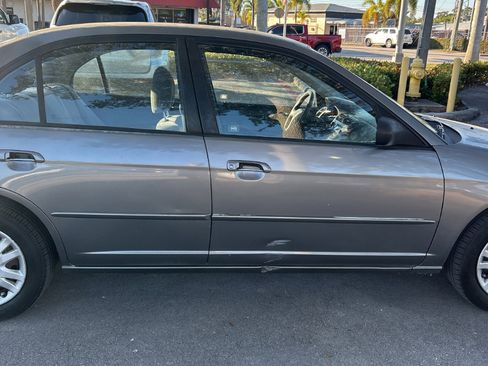 Used 2004 Honda Civic LX image 7