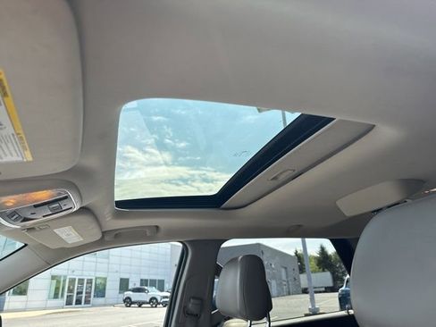 Used 2012 Dodge Durango Crew w/ Leather Interior Group AWD/4WD image 18