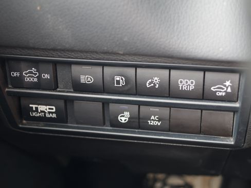 Used 2022 Toyota Tundra TRD Pro AWD/4WD image 15