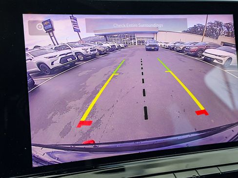 Used 2024 Jeep Compass Trailhawk image 6