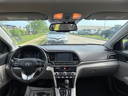 Used 2020 Hyundai Elantra Value Edition FWD image 5
