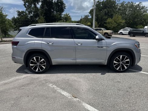 Used 2026 Volkswagen Atlas SEL Premium R-Line AWD/4WD image 15