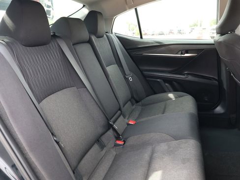 Used 2025 Toyota Camry LE w/ Convenience Package image 32