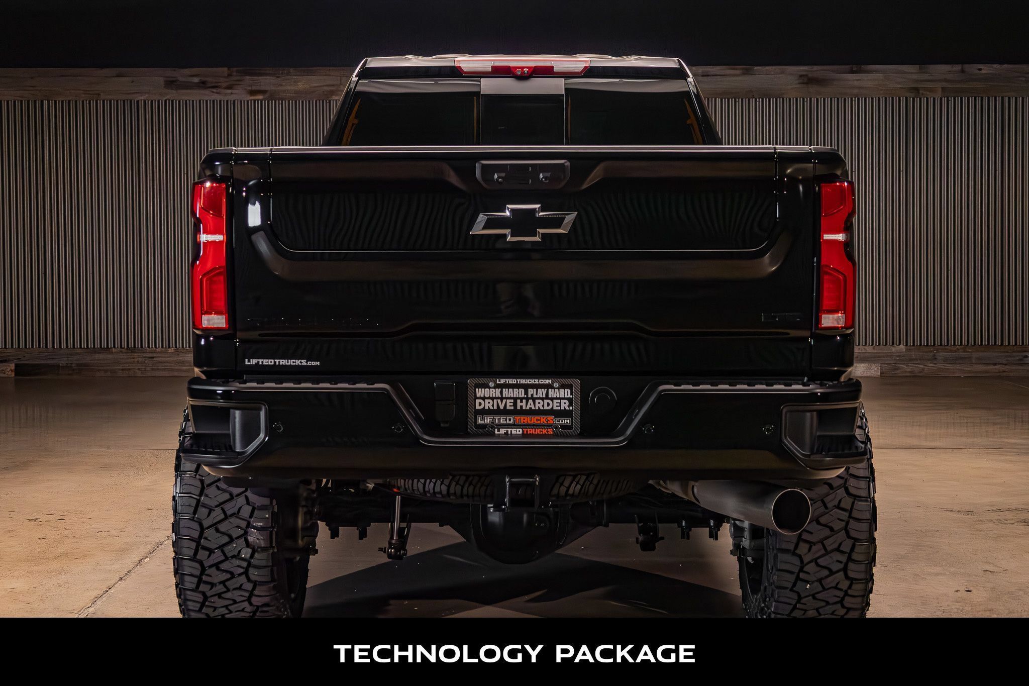 Used 2025 Chevrolet Silverado 2500 LTZ w/ LTZ Plus Package AWD/4WD image 8