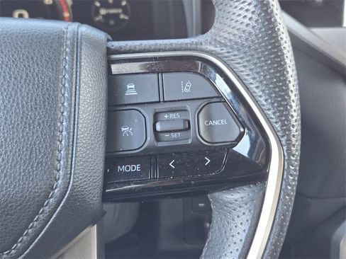 Used 2024 Toyota Tundra Limited image 31