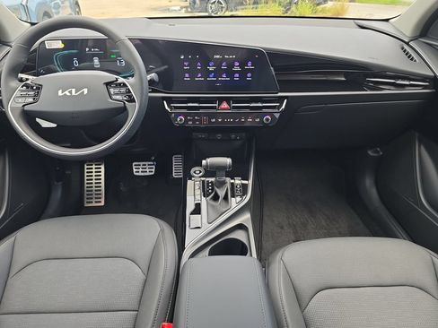 New 2026 Kia Niro SX Touring FWD image 13