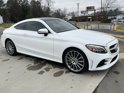 Used 2019 Mercedes-Benz C 300 Coupe image 2