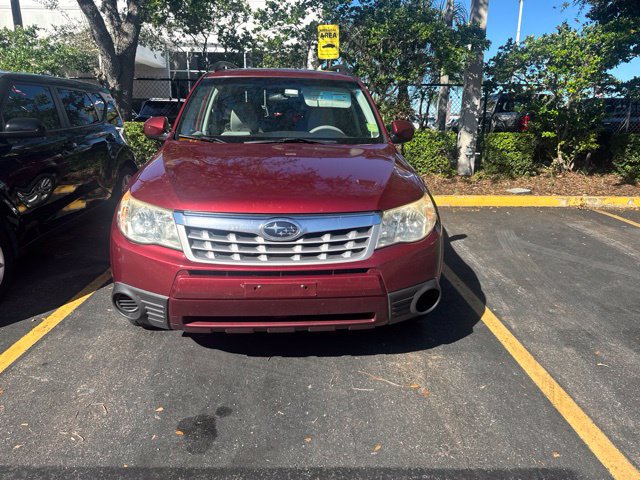 Used 2012 Subaru Forester 2.5X Premium w/ All-Weather Pkg AWD/4WD image 2
