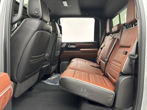New 2026 GMC Sierra 2500 Denali Ultimate AWD/4WD image 46