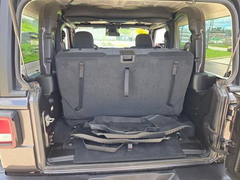 Used 2024 Jeep Wrangler Sport AWD/4WD image 14