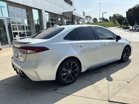 Used 2024 Toyota Corolla XSE FWD image 6